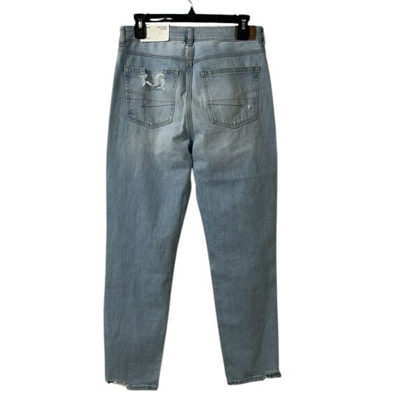 American Eagle Outfitters Mom Blue Mist Distressed Mom Jeans(Size 6Regular) - Picture 5 of 12